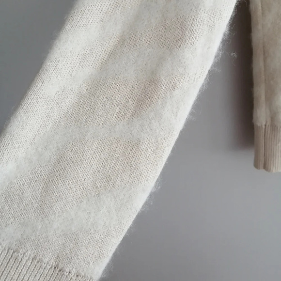Everlane The Alpaca Tiger Jacquard Crewneck Sweater Wool Alpaca Blend Small - Picture 8 of 16